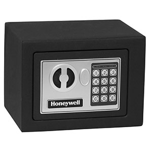 Honeywell 5005 Small Digital Steel Security Safe (0.17 Cu. Ft .)